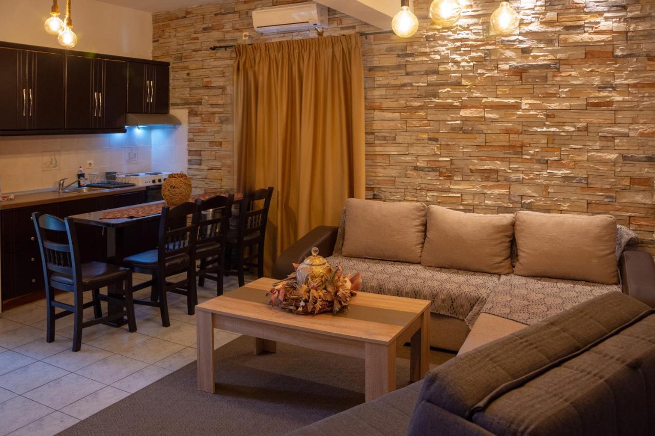 Margio Skiathos Apartments Extérieur photo