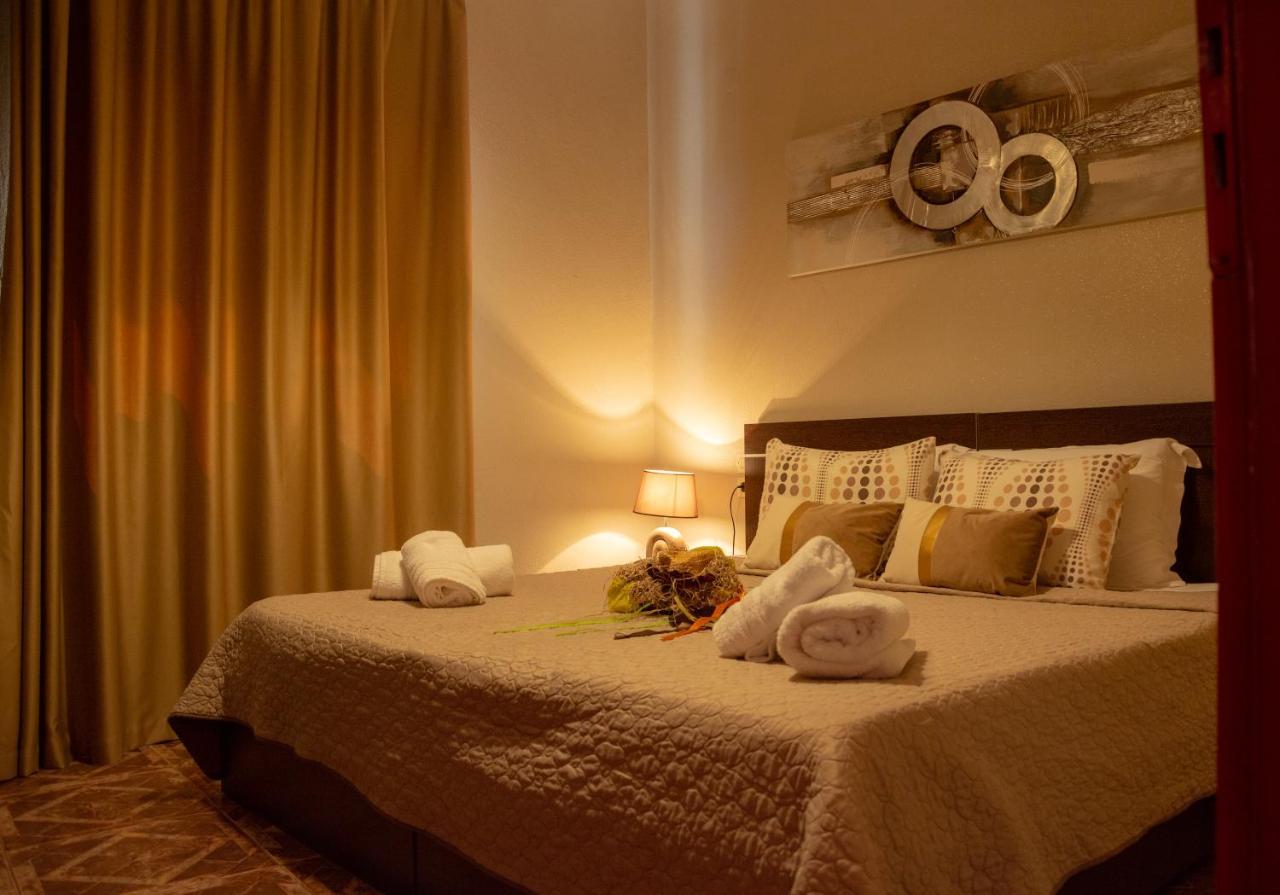 Margio Skiathos Apartments Extérieur photo